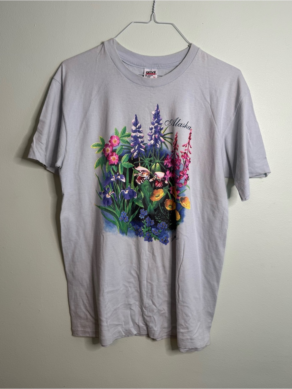 Vintage Single Stitch Alaska Floral Graphic Tee in Light Lavender (L)